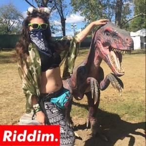 Meet your Posher, Exene